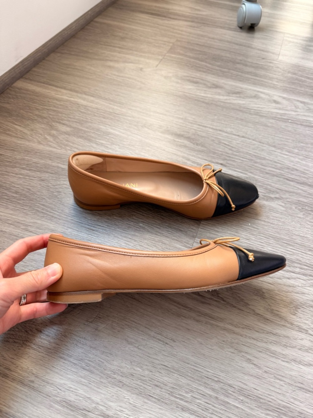A. Soliani Italian Leather Como Cap Toe Ballet Flats Nude/Black Size 6.5/36.5